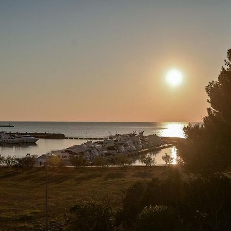 Palazzo Rainis Hotel & Spa - Small Luxury Hotel - Adults Only Novigrad  Zewnętrze zdjęcie